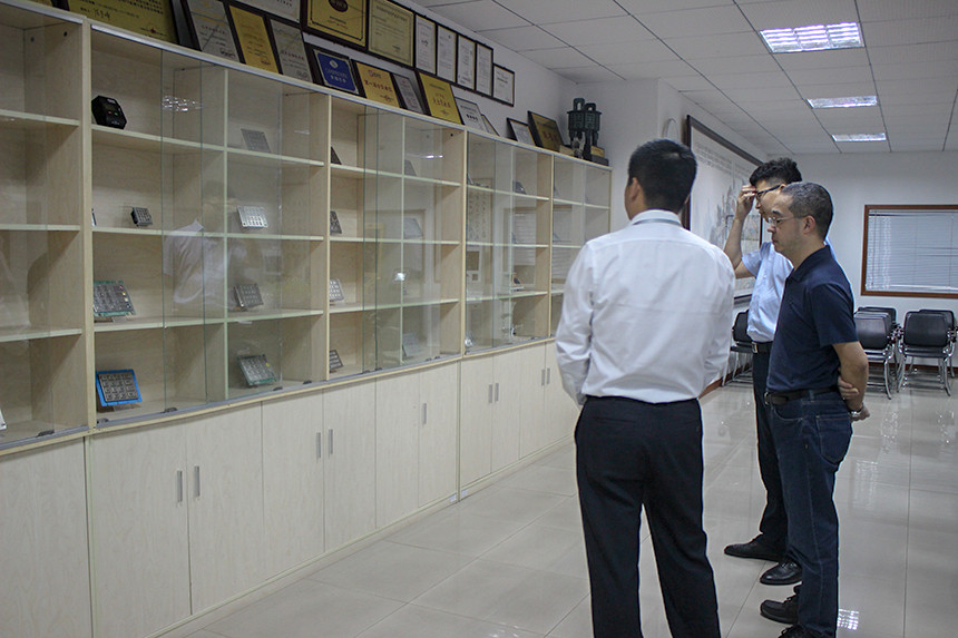 鼎鉉商用密碼測評(píng)技術(shù)（深圳）有限公司董事長李大為蒞臨旭子科技調(diào)研指導(dǎo)工作